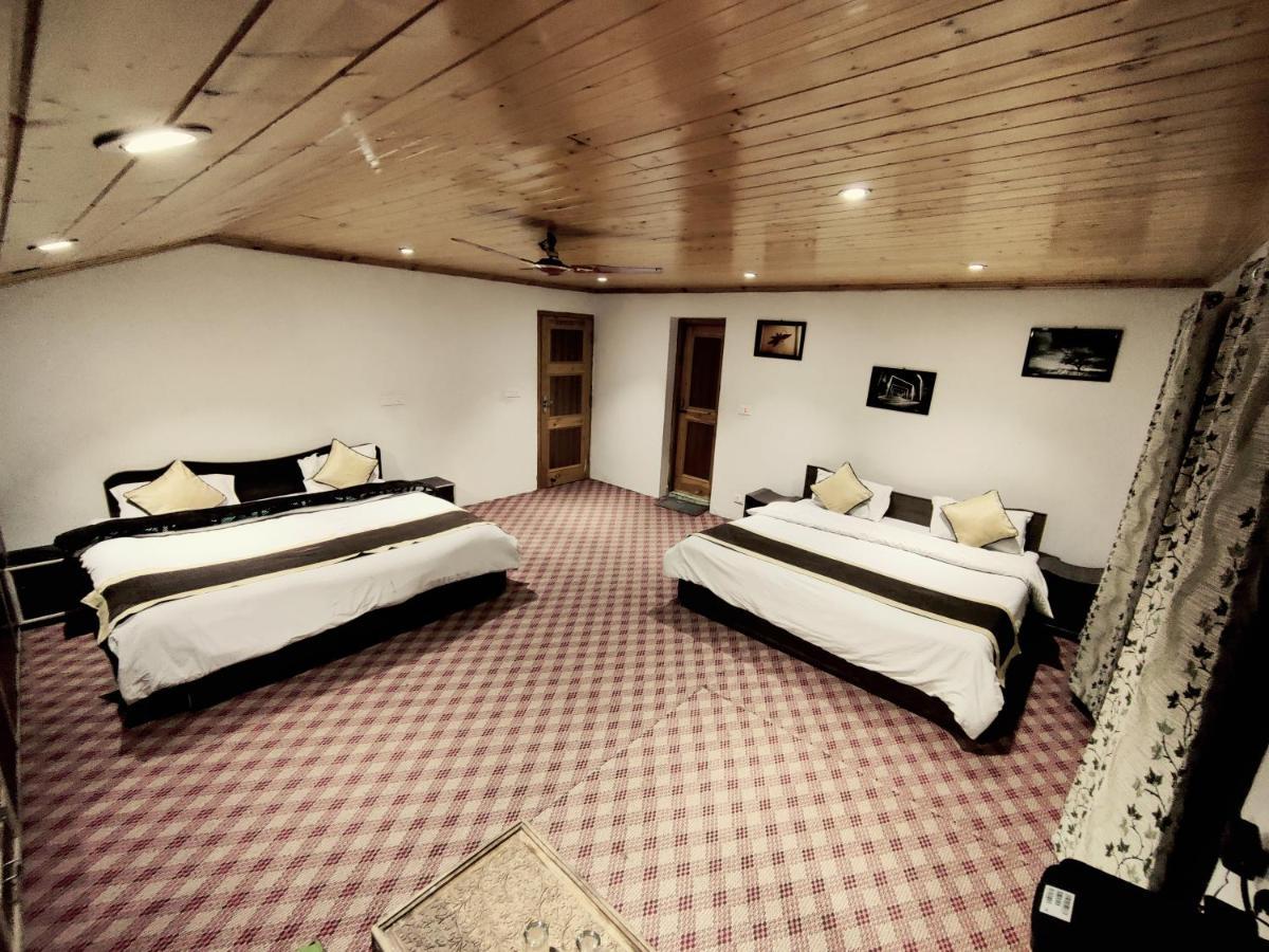 Sheesha Residency Srīnagar Exterior foto